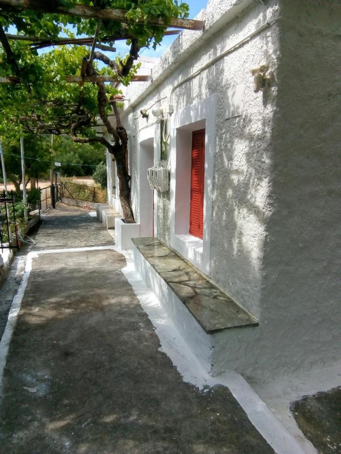 Kalapo Apartment Tseratsiá Exterior photo